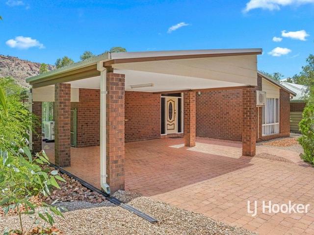 8 Hillside Gardens, NT 0870