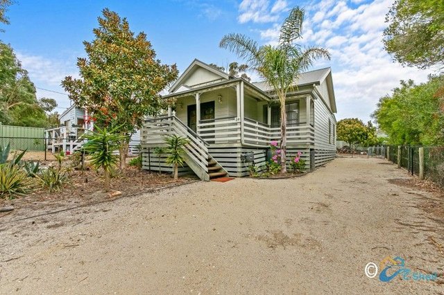 84 Goodlett Avenue, VIC 3851