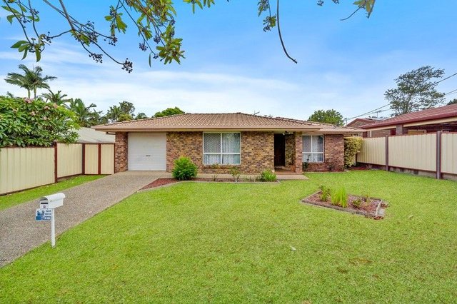 8 Distin Court, QLD 4118
