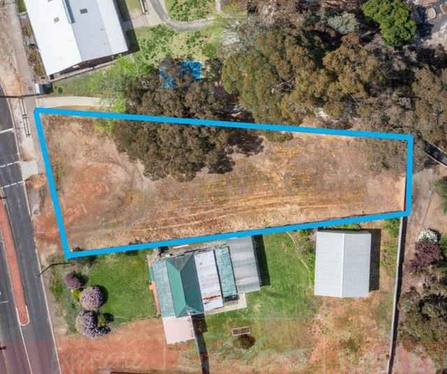 262 Steere Street North, WA 6225