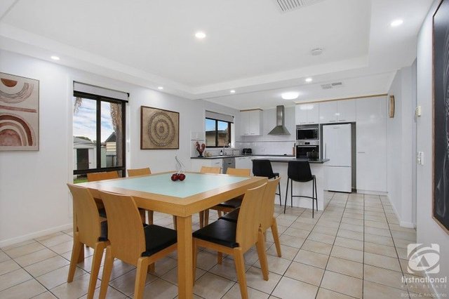 10 Jade Court, VIC 3690
