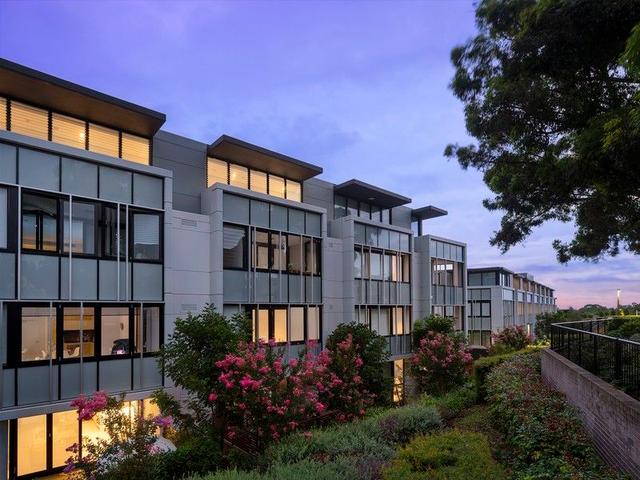 207/86 Mobbs Lane, NSW 2122