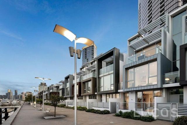 232 River Esplanade, VIC 3008