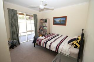 Bedroom 3 (2012-11-14)