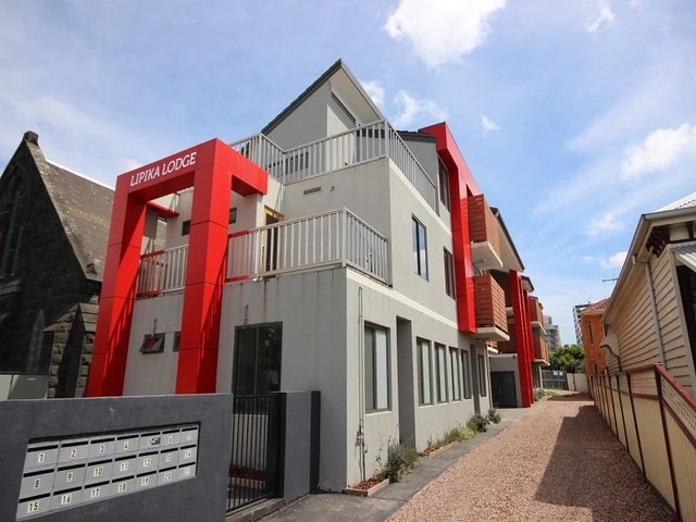 20/30 Pickett Street, VIC 3011