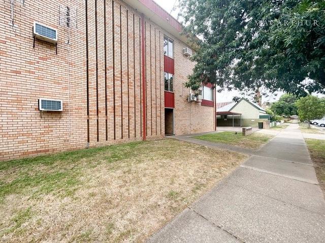 2/191 Tarcutta Street, NSW 2650