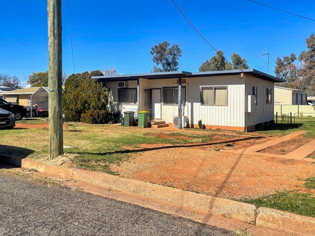 24 Mathews Street, NSW 2835