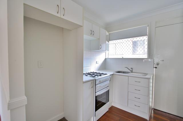 2/29 Arnold Street, QLD 4121