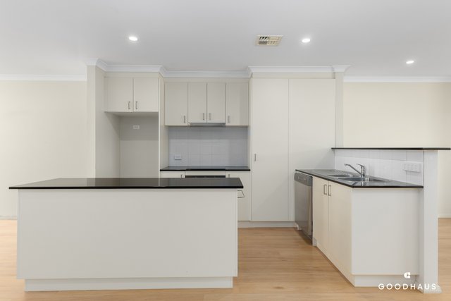 16 Birdseye Lane, ACT 2912