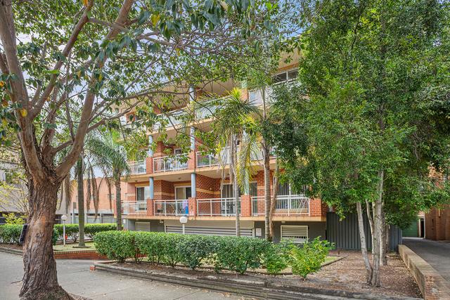 2/2-4 Queens Road, NSW 2216