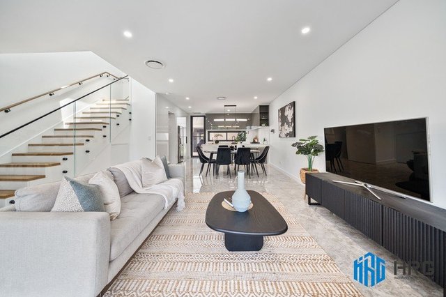 36 Heffron Road, NSW 2036