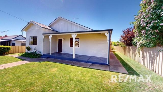 12 Florence Street, NSW 2663