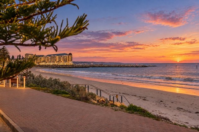 13/33 North Esplanade, SA 5045