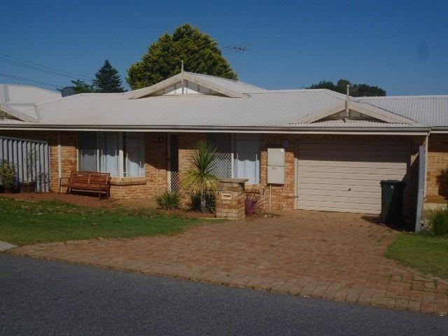 2/2 Shaw Road, WA 6018