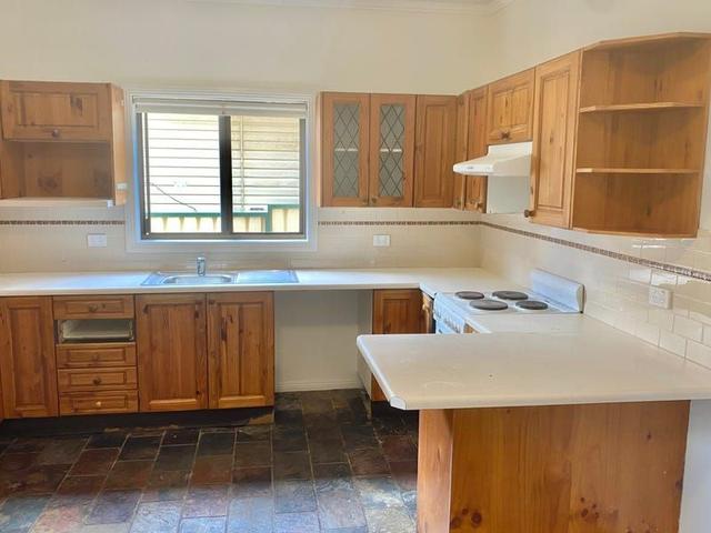 18 Lillian Road, NSW 2210