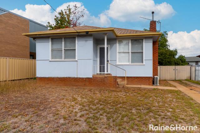 14 Doyle Avenue, NSW 2650