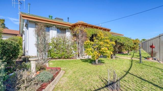 12 Yorkshire Crescent, VIC 3630