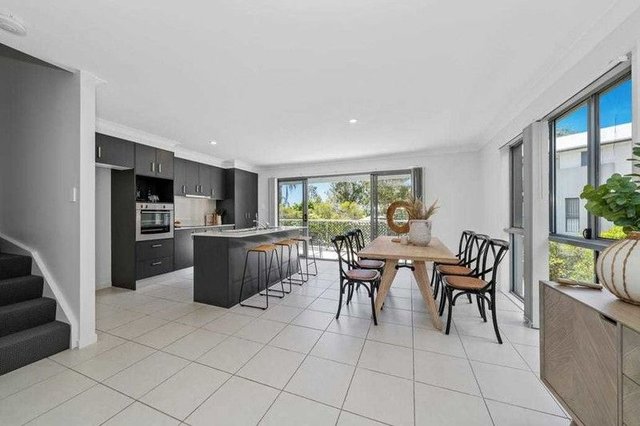 9/1 Rhiana St, QLD 4209