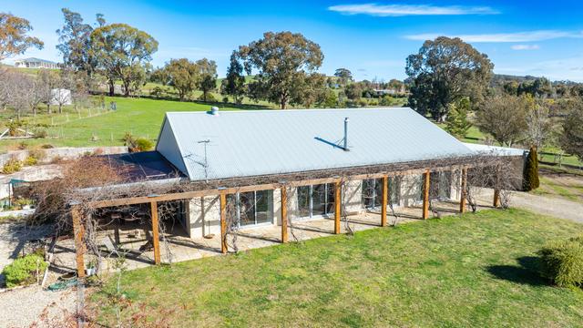 'Rose Cottage' 75 Lawrie Road, VIC 3747