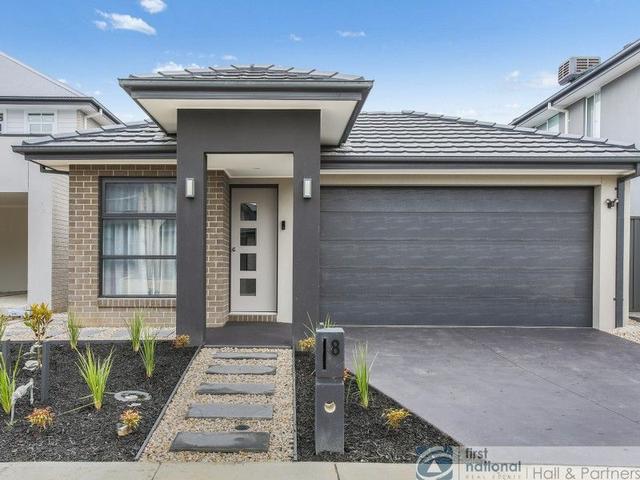 8 Greenwich Drive, VIC 3806