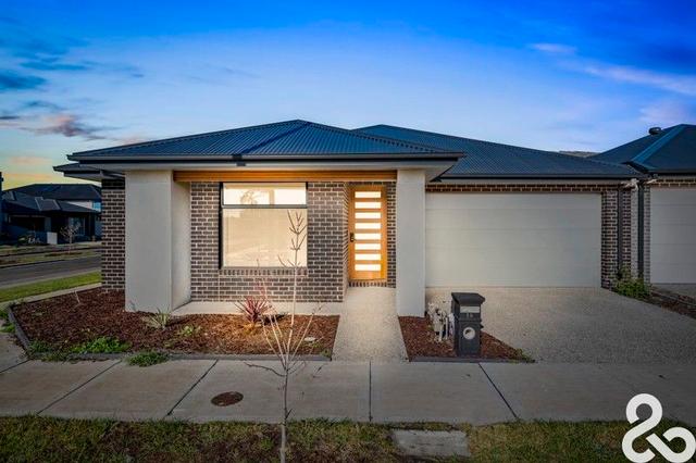 10 Pantheon Street, VIC 3750