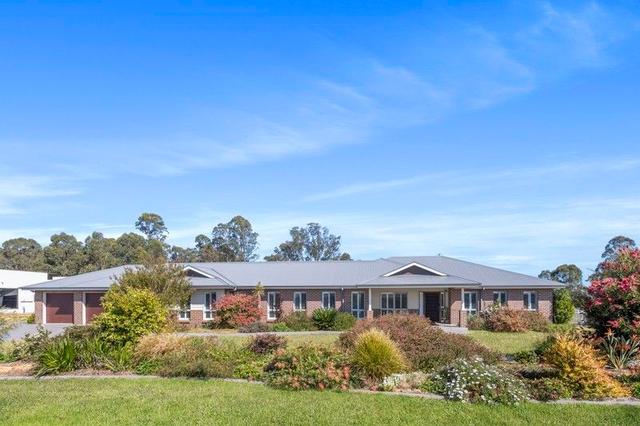 19 Halmstad Boulevard, NSW 2745