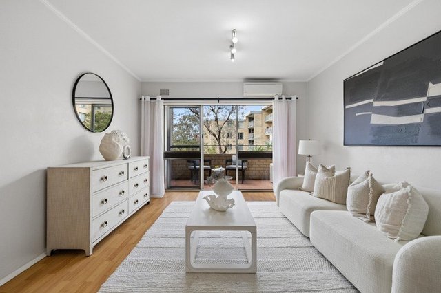 3/5 Bortfield Drive, NSW 2046