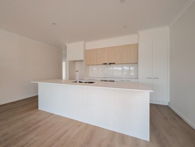 12 Heirloom Way, VIC 3585