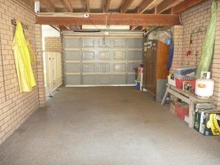 Garage (2009-12-24)
