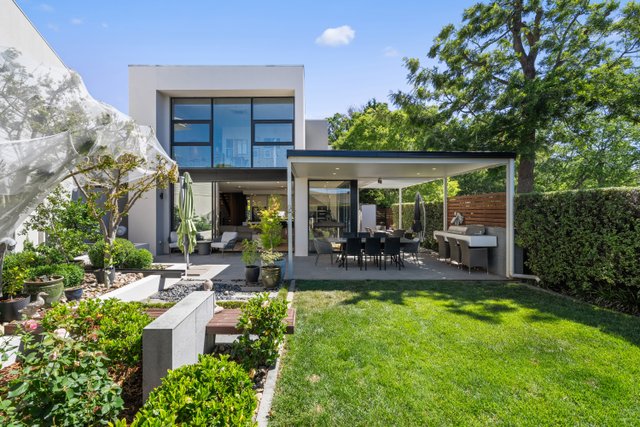 18 Beagle Street, ACT 2603