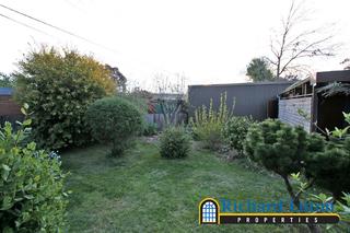Backyard (2005-10-06)