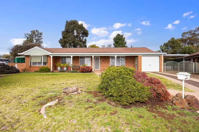14 Skidmore Street, NSW 2666