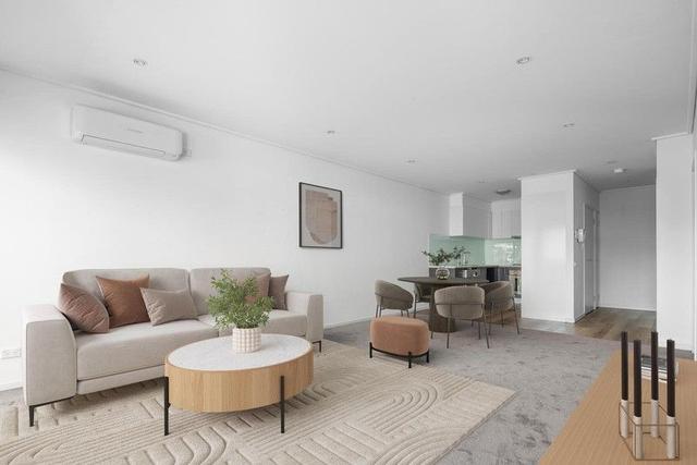 14/272 Albert Street, VIC 3056