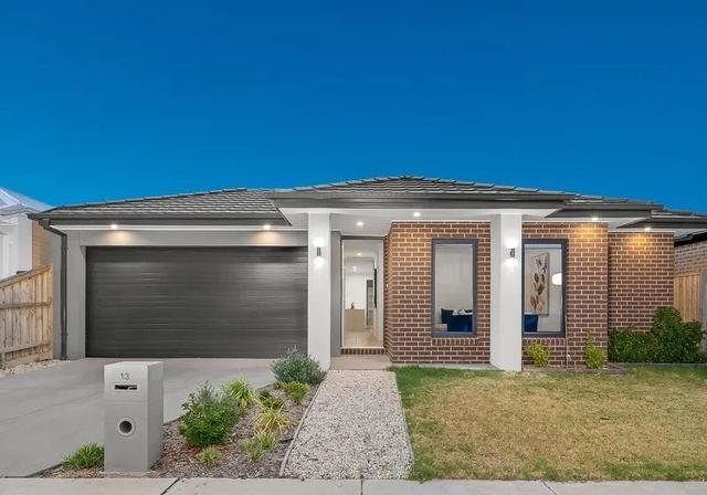 13 Charming Loop, VIC 3809