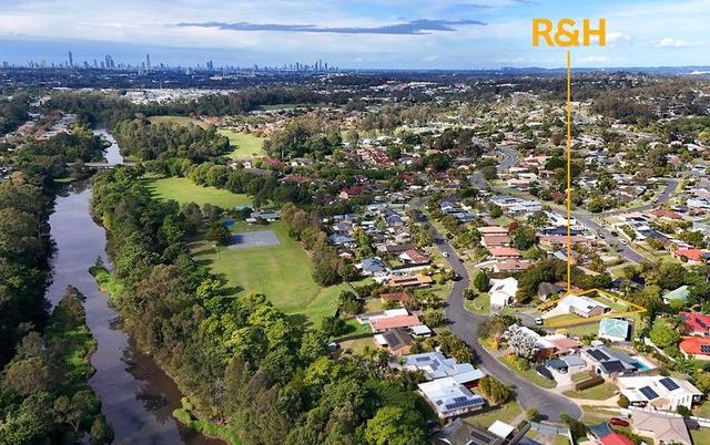 30 Centurion Crescent, QLD 4211