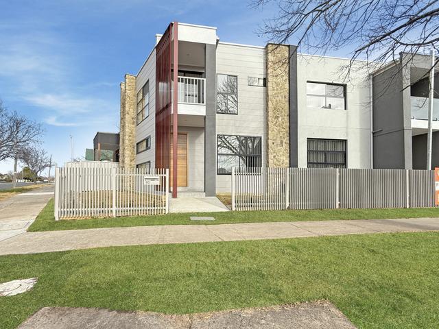 1 / 80 Queen St, NSW 2580