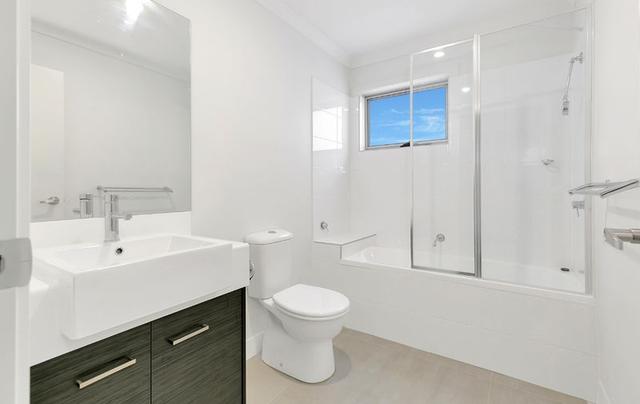 1/6 Greenhill Street, QLD 4301