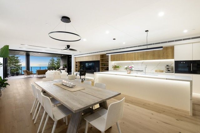 13/158 Marine  Parade, QLD 4225