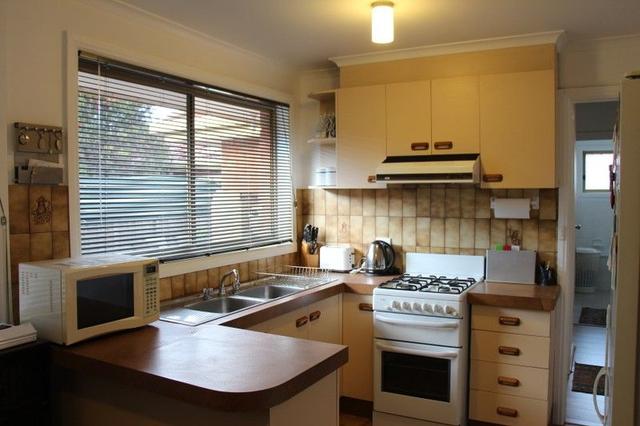 2/373 Geelong Road, VIC 3012