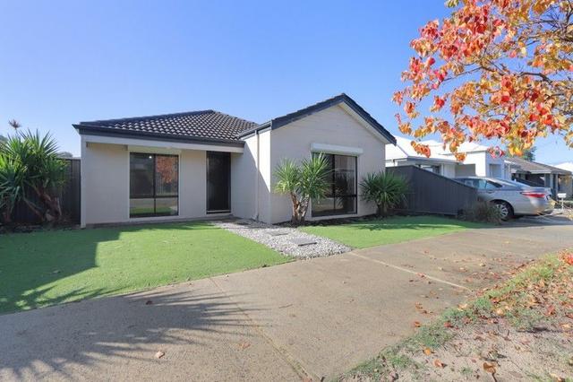 12 Rosegum Pass, WA 6171