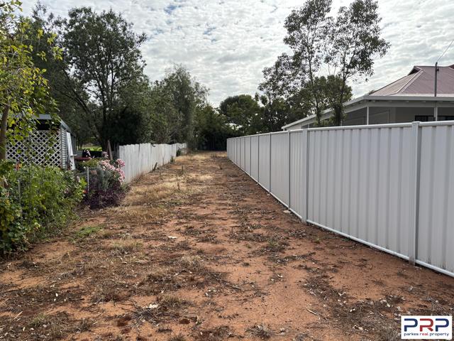 6 Webb Street, NSW 2870