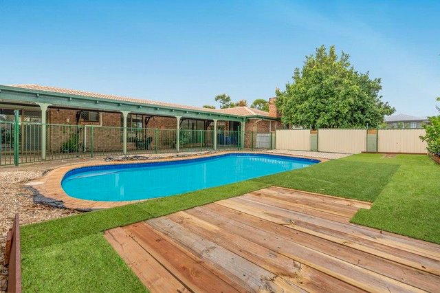 1 Meandarra Court, QLD 4077