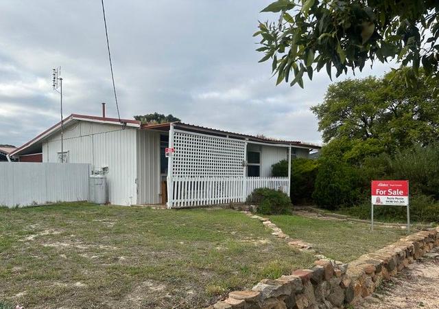 30 McIntyre Street, WA 6350