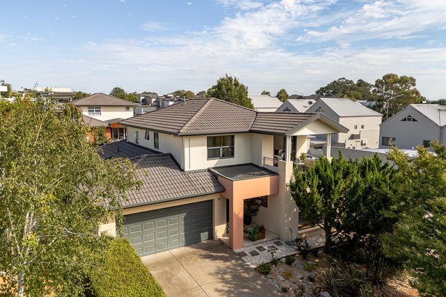 27 Linke Crescent, ACT 2617