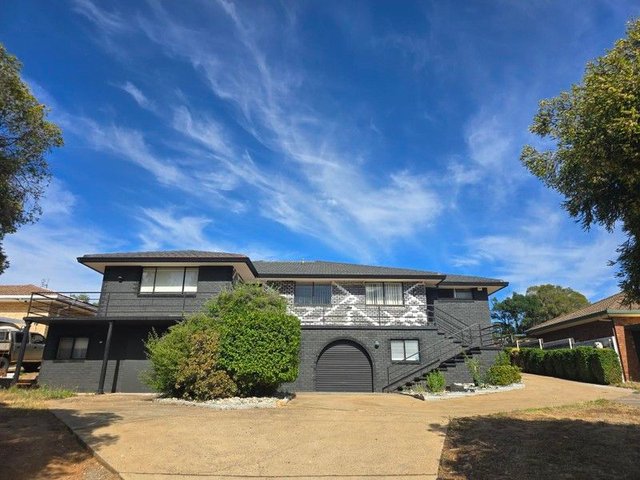 18 Jones  Street, NSW 2870