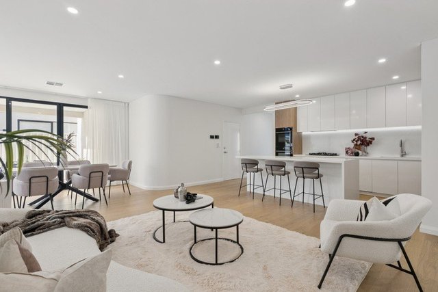 31B Pola Street, WA 6059