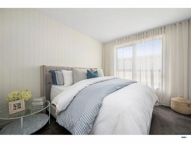 2/61 Main Street, VIC 3241