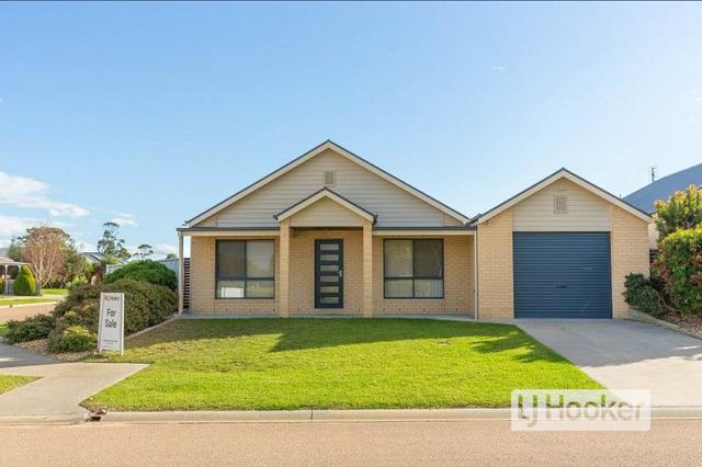 1/1 Riviera Close, VIC 3880