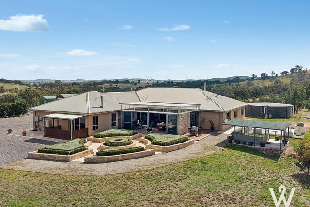 33 Yass Valley Way, NSW 2582