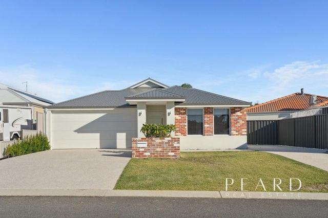 32 Adelaide Circle, WA 6025